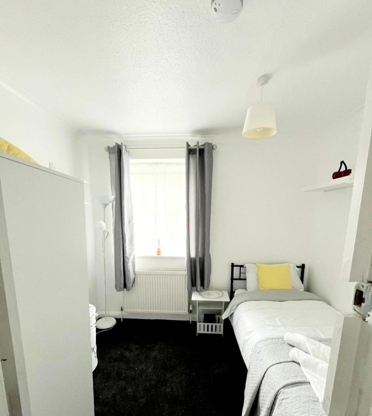 Cosy Room Stay 5 Sutton  Exteriér fotografie