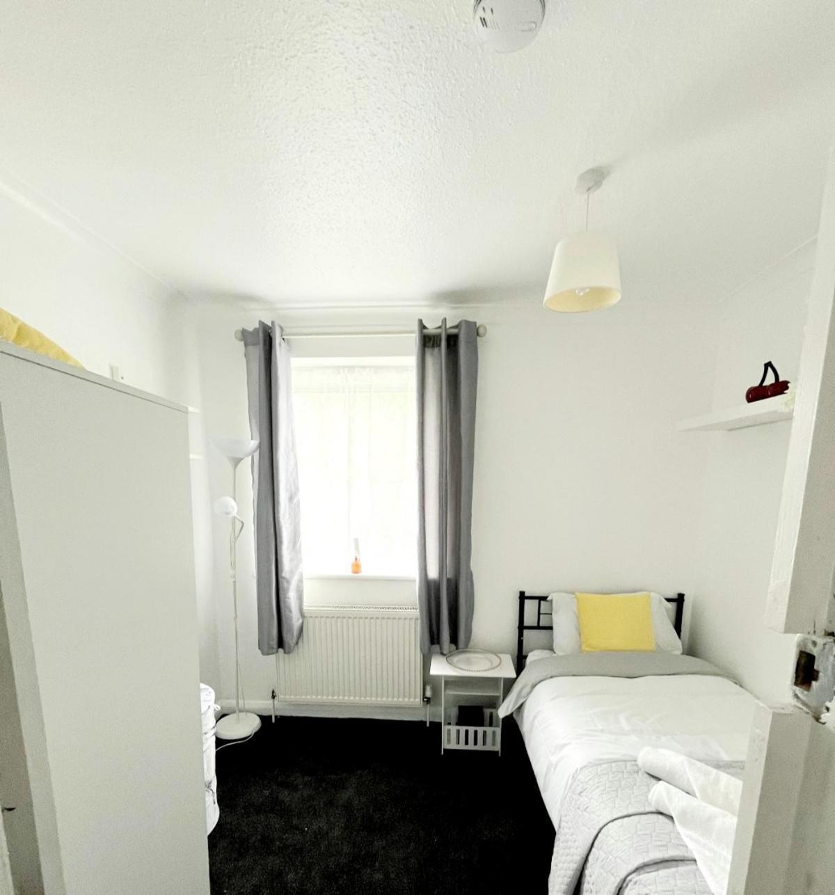 Cosy Room Stay 5 Sutton  Exteriér fotografie